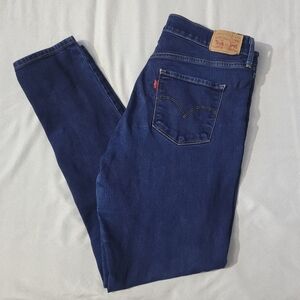 Womena Levi's Dark Blue Levi Red Tab Jeans